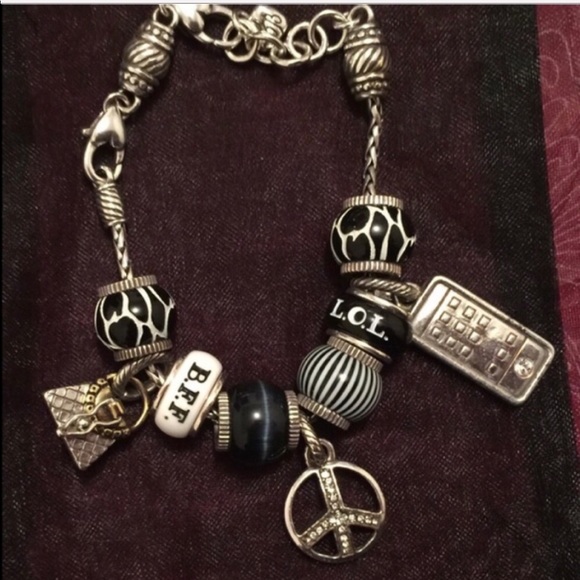 ❌SOLD OUT❌ Brighton black & white striped bead - Picture 5 of 8